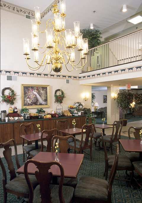 Hampton Inn Batesville Restaurant photo